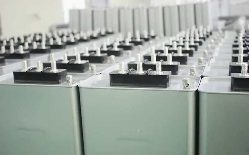 低壓電力電容器的智能化特點(diǎn)有哪些？